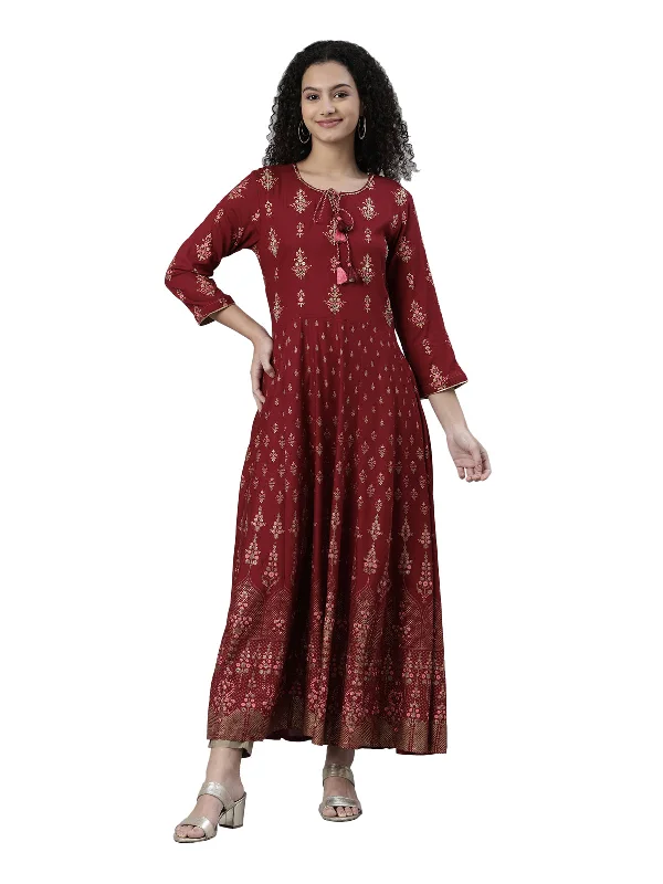 Neeru's Maroon Straight Ethnic Printed Dress