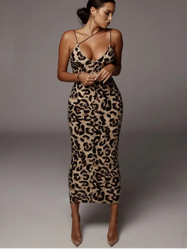 Vestido midi con estampado de leopardo